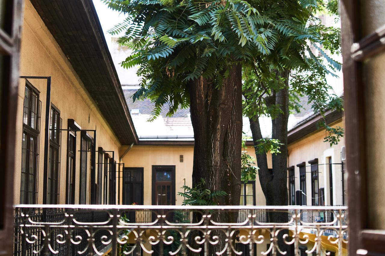 Design Apartment In The City Center With Ac Budapest Luaran gambar