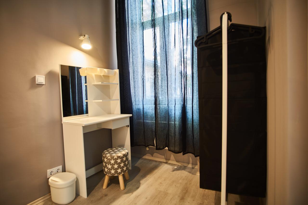 Design Apartment In The City Center With Ac Budapest Luaran gambar